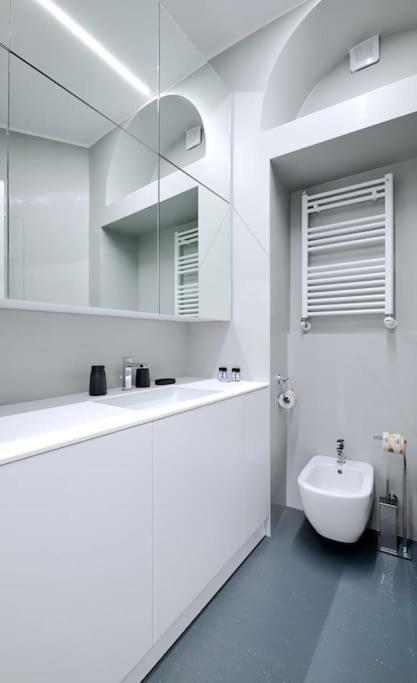 Suite Milano-Hosted By Sweetstay Exterior photo